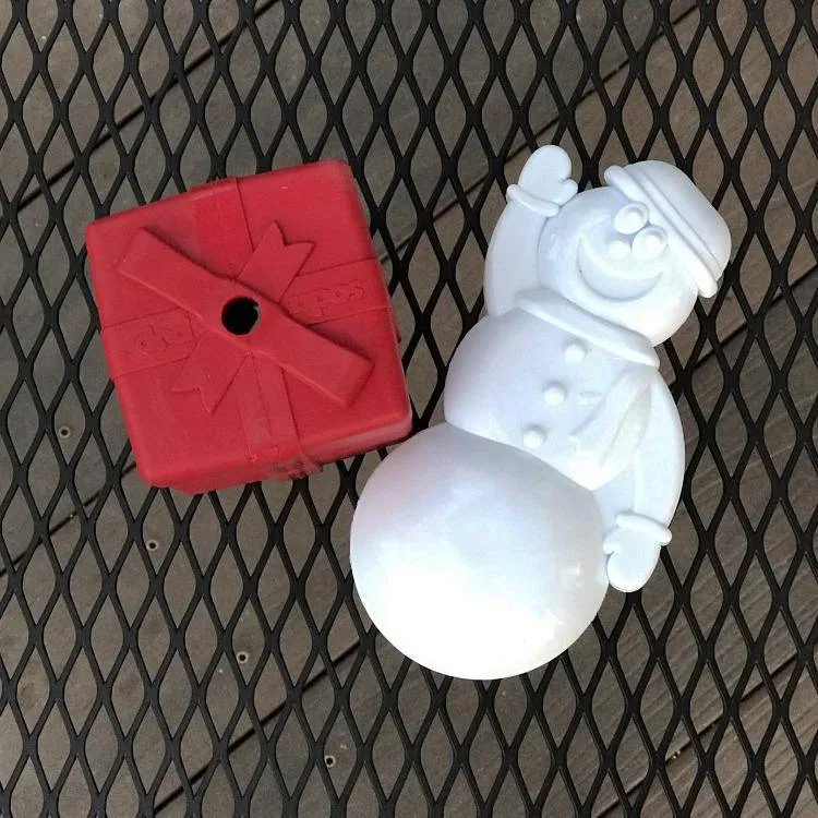 Gift Box eDispenser Durable Rubber Chew Toy & Treat Dispenser
