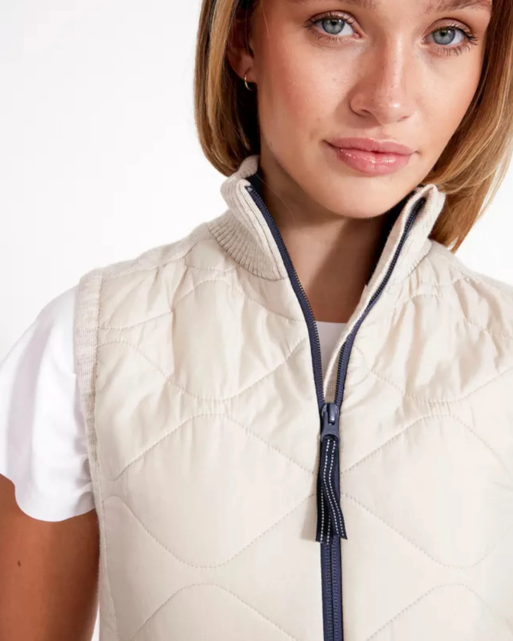Holebrook Mary Windproof Vest Sandshell
