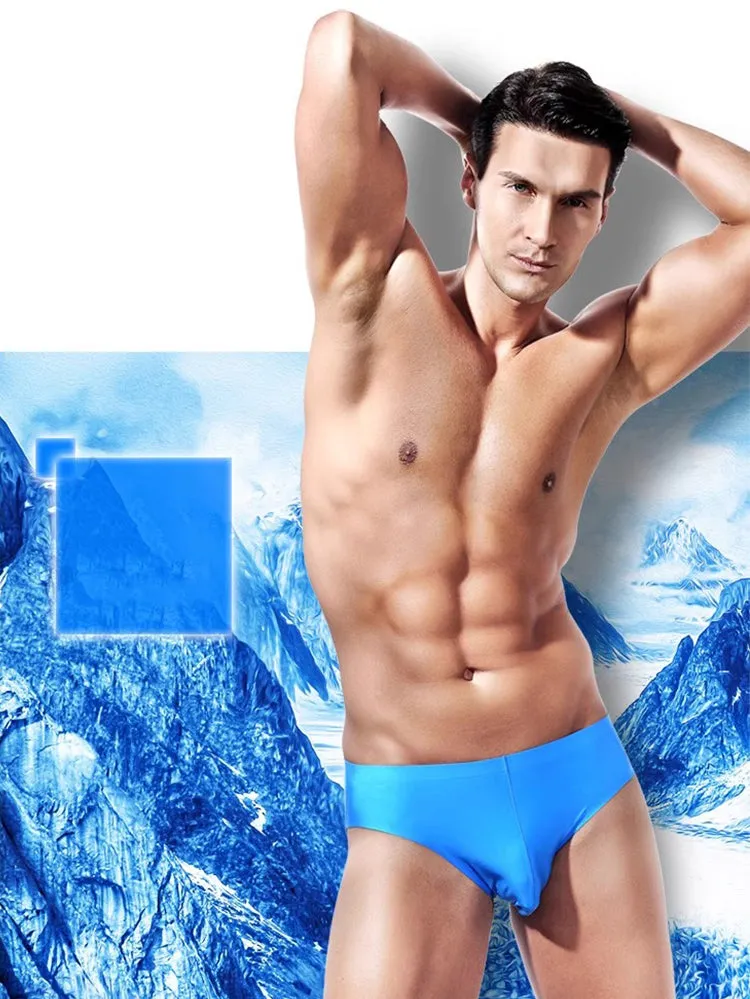 Men's Breathable Seamless Thin Briefs